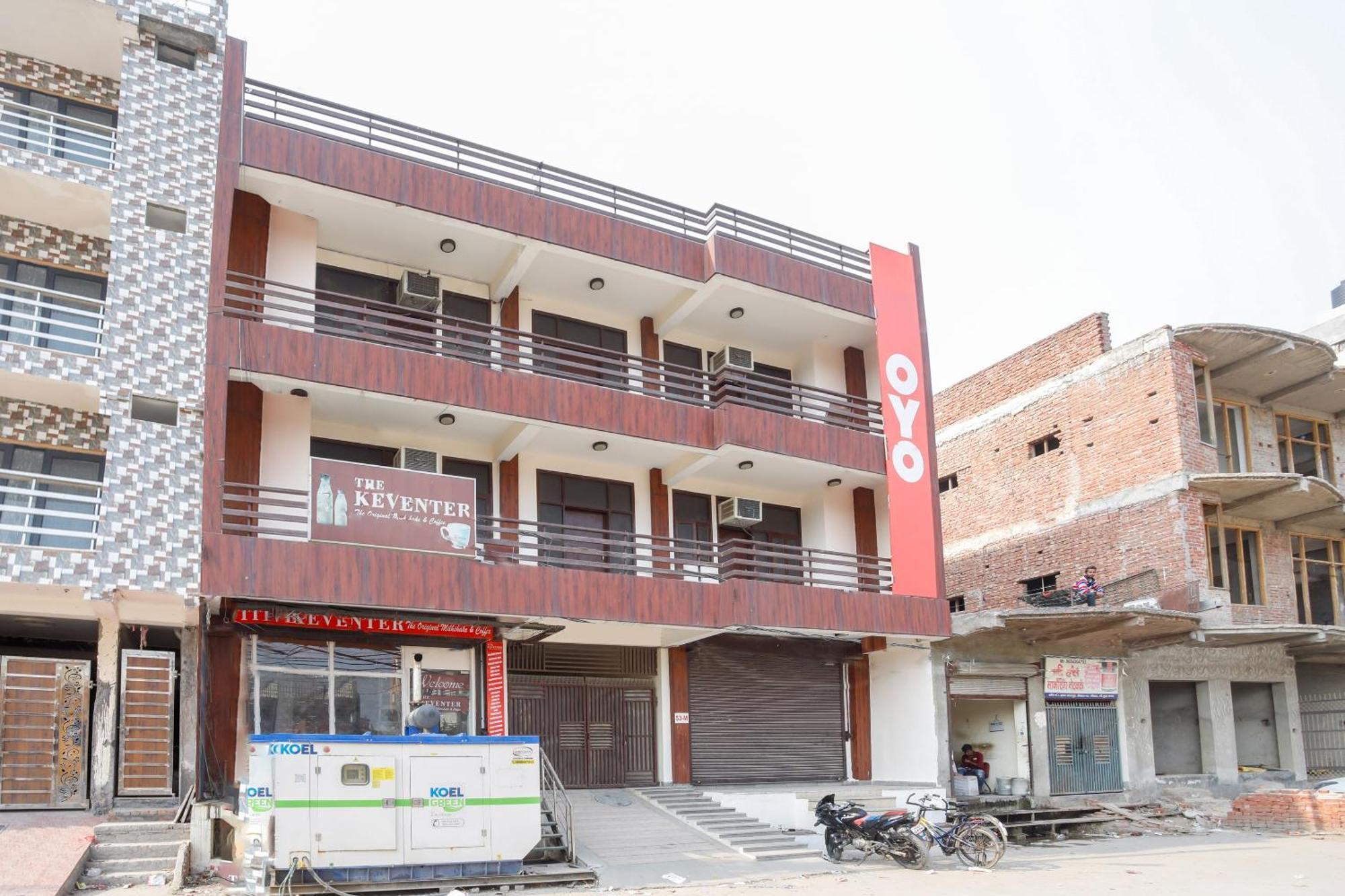 Hotel O Av Residency Near Botanic Garden Of Indian Republic Ноида Екстериор снимка
